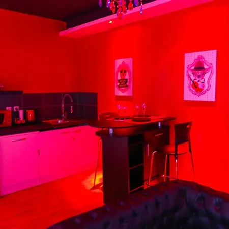 Red Apartman