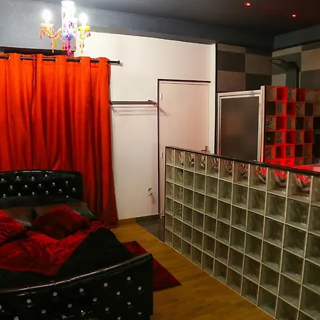 Red Apartman *